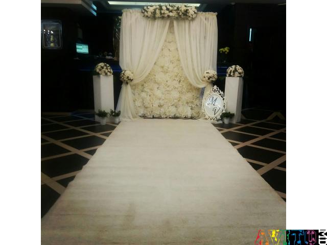 Оформление мероприятий искусственными цветами