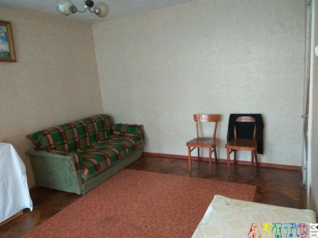 4 camere-aproape o casă!