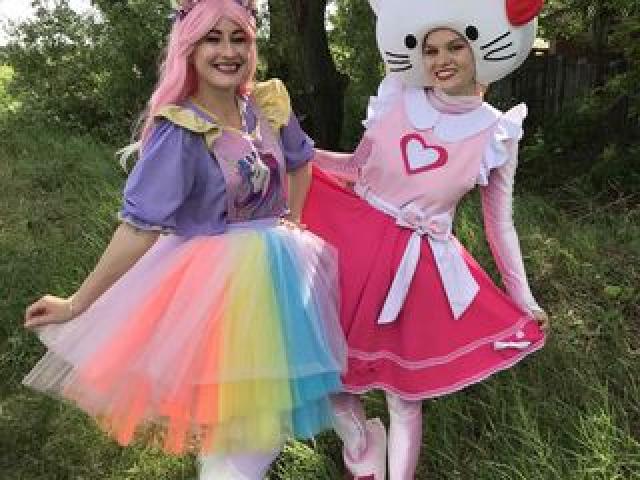 Различные персонажы для любова праздника