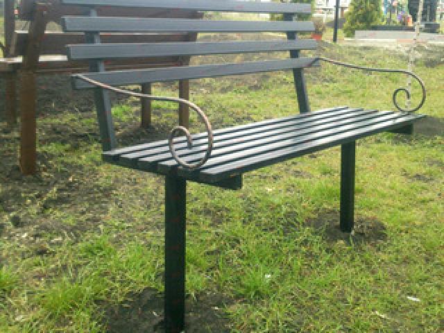 Mese si scaune pentru cimitir de la producător