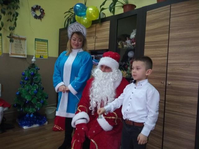 Дед мороз  ждёт ваших приглашений