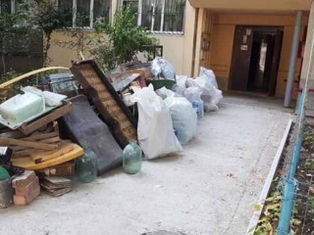 Вывоз мусора тихо и без пыли