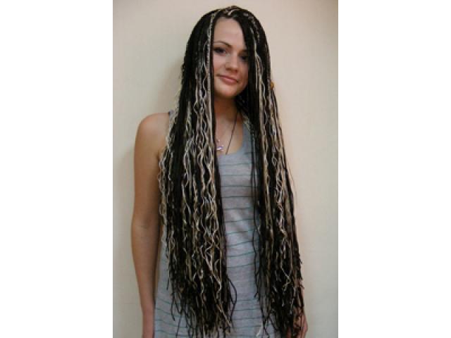 Классические афро, пони тайл, сенегальские косички.