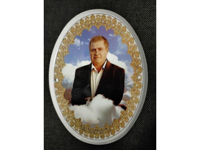 Услуги по изготовлению ритуальных табличек из металлокерамики на крест с фото