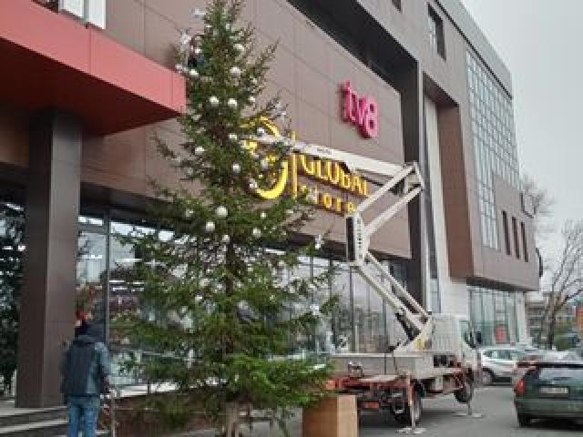 Мытье окон, фасадов, стекол 18m автовышка.