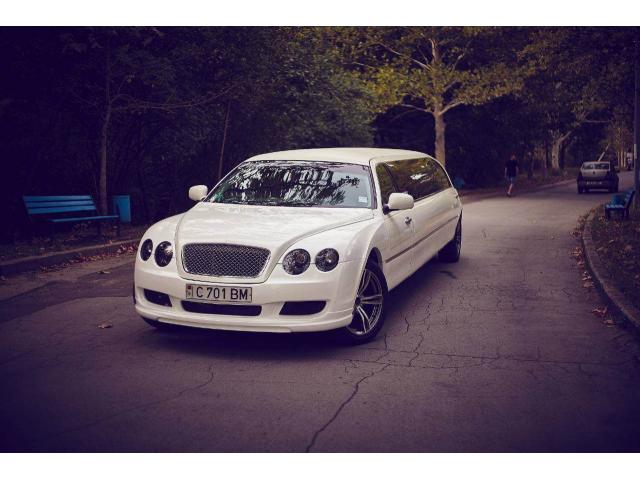 Транспорт для торжеств.