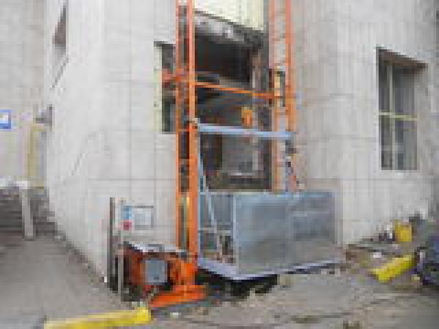 Грузовые подъемники, грузовые лифты,