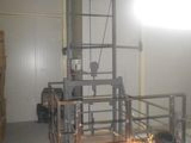 Грузоподъемное оборудование , лифты, подъемники,