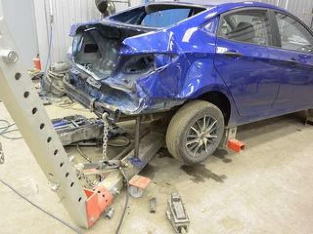 Рихтовка автомобилей на стапеле