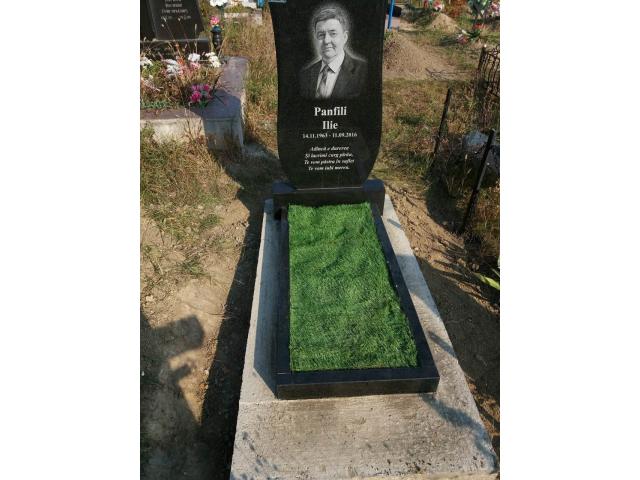 Красивые недорогие памятники из гранита от производителя.