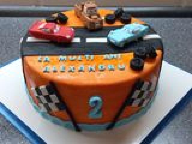 авторские эксклюзивные торты для взрослых и детей.