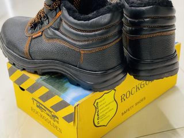 Зимняя Обувь 350 Лей