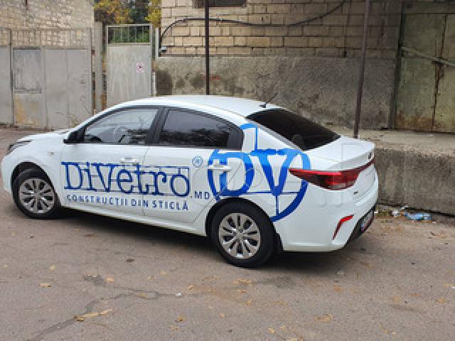 Брендирование авто, оклейка автомобиля, спец транспорта, витрин .