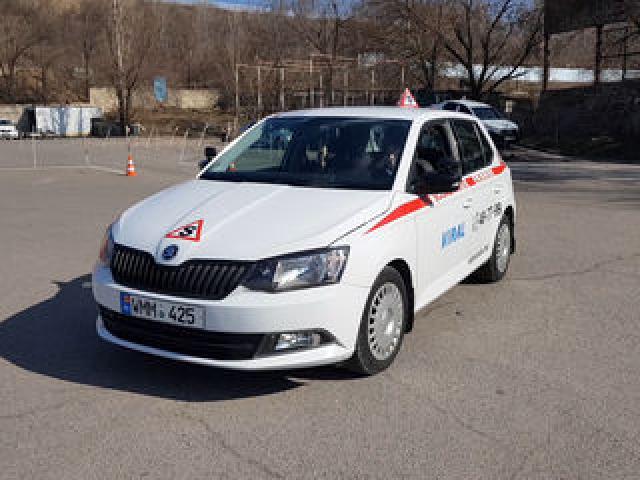 Автошкола вождение. ABCDE (категория В - механика и автомат) .