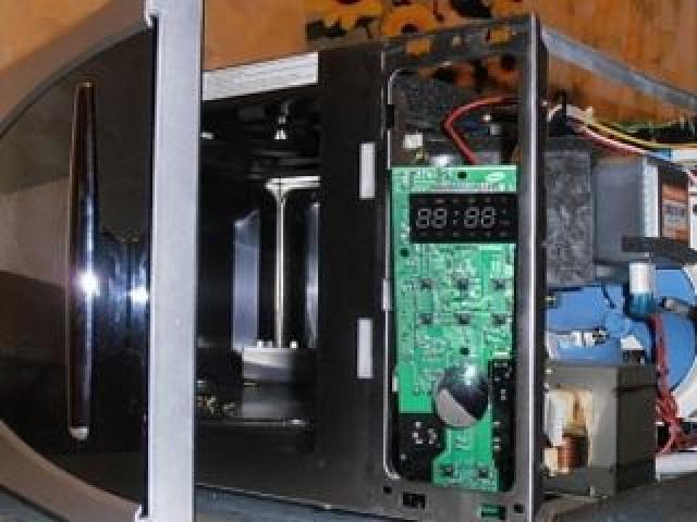 Ремонт  пылесосов. ремонт газовых плит. ремонт вытяжки. ремонт духовки. на дому .