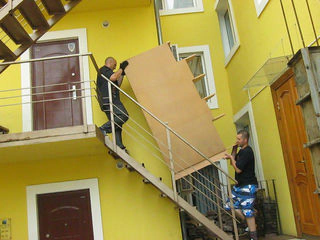 Авто профессиональные грузчики такелажными ремнями.Доставка грузов.Переезд.