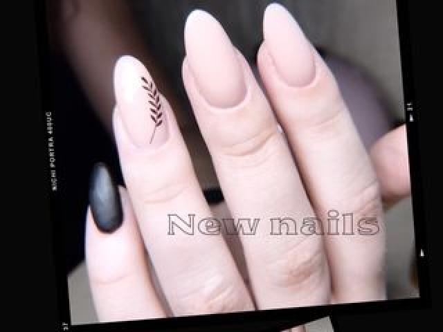 Наращивание ногтей на дому, скидка 50 лей