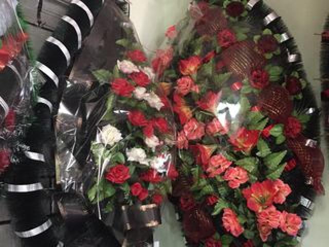 Венки оптом и в розницу. Возможно на реализацию. Доставка