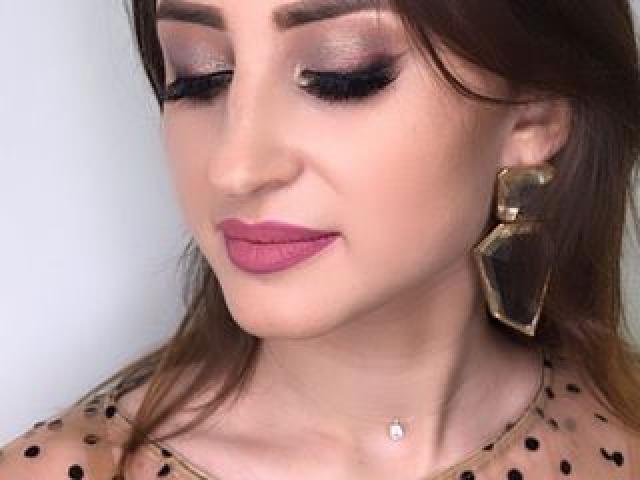 Макияж и прически на все случаи жизни .