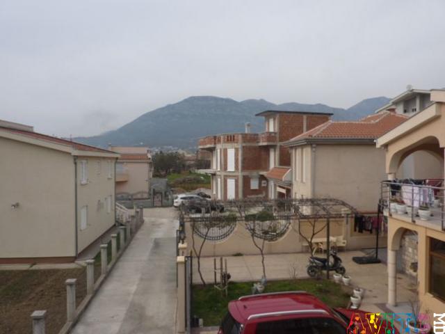 Двухэтажный дом в городе Бар. Черногория. Без комиссии.