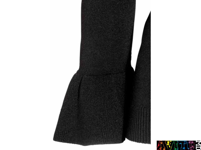 Ищите кардиганы и свитера для женщин в Кишиневе?