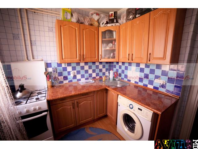 Apartament cu 2 camere! Veţi locui lângă BISERICĂ! Buiucani!