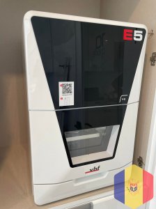 VHF E5 5-Axis Dental Milling Machine