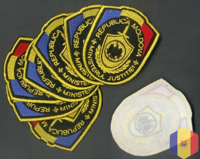 Вышивка на кепках, Вышивка логотипов