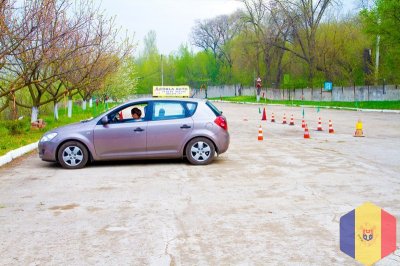 Онлайн уроки теории правил дорожного движения