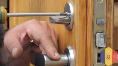 Замена сердцевин, аварийное вскрытие любых замков