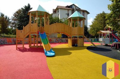 Детская мебель из массива сосны. В наличии и под заказ.