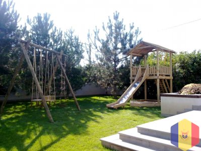 Детская мебель из массива сосны. В наличии и под заказ.