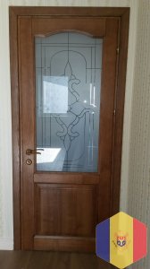 Двери новые из массива ясеня в наличии и на заказ