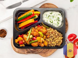 Сбалансированный, разнообразный и здоровый обед.