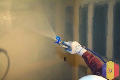 Подготовка стен и потолков под покраску