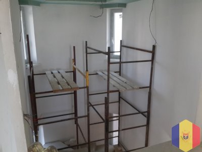 Аренда. Вышки, туры для внутренних и наружных работ