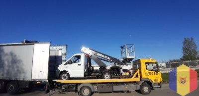 Descarcare containere cu masini din China,Corea si SUA / Разгрузка контейнеров