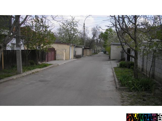 Продаётся дом с участком 6 соток в центре тихого и престижного, экологически чистого района