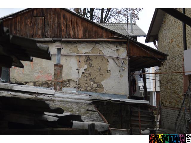 Casă în ogradă privată chiar în inima oraşului!