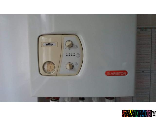Продам газовый котел ARISTON UNO