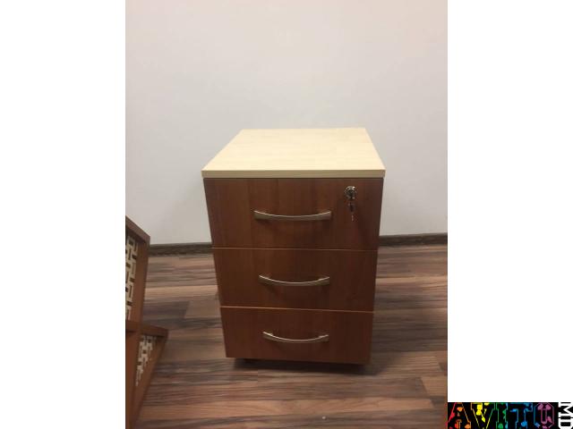 Распродажа офисной мебели. В отличном состоянии!