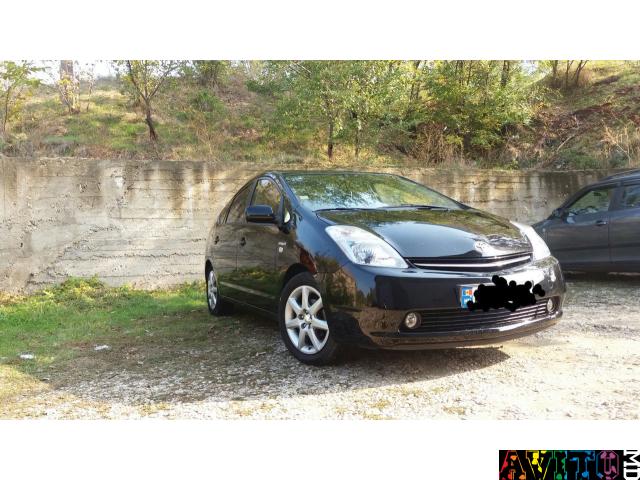 Toyota Prius в отличном состоянии!