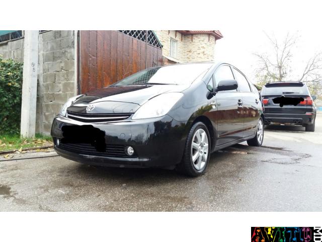 Toyota Prius в отличном состоянии!