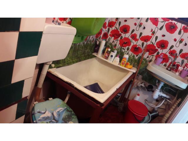 Срочно! Продаётся двухкомнатная квартира