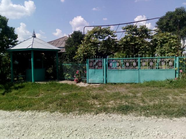 ПРОДАМ ДОМ + 14 соток, гараж, колодец. ТОРГ