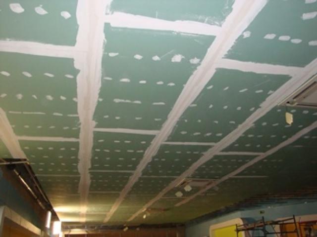 Выполняем подряды на работы по монтажу гипсокартона, шумоизоляции помещений.