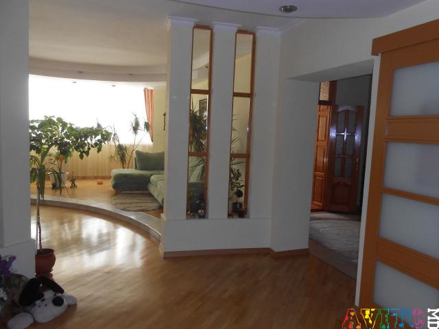 Inima Buiucaniului! 3 camere! Euroreparaţie!